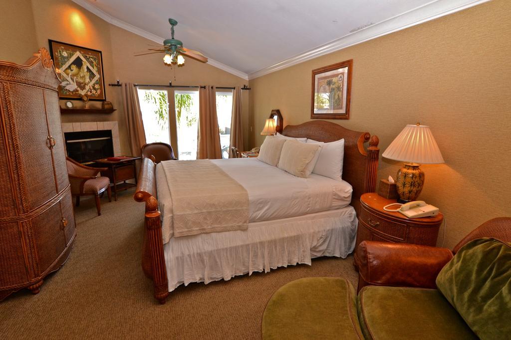 On The Beach Bed And Breakfast Cayucos Eksteriør bilde